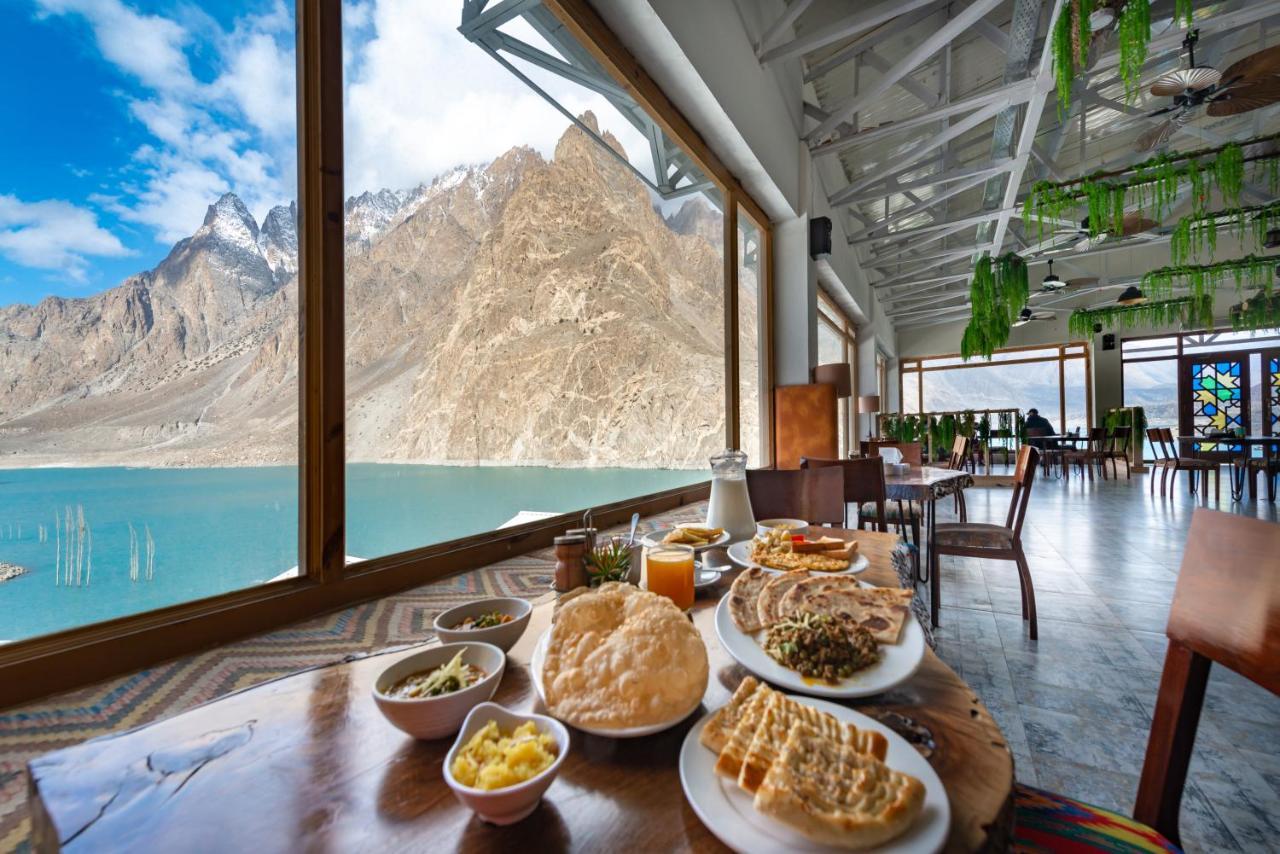 Luxus Hunza Attabad Lake Resort Karimabad  Екстериор снимка