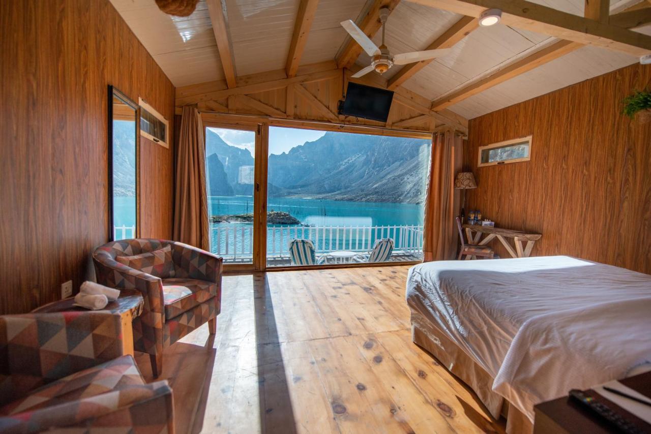 Luxus Hunza Attabad Lake Resort Karimabad  Екстериор снимка