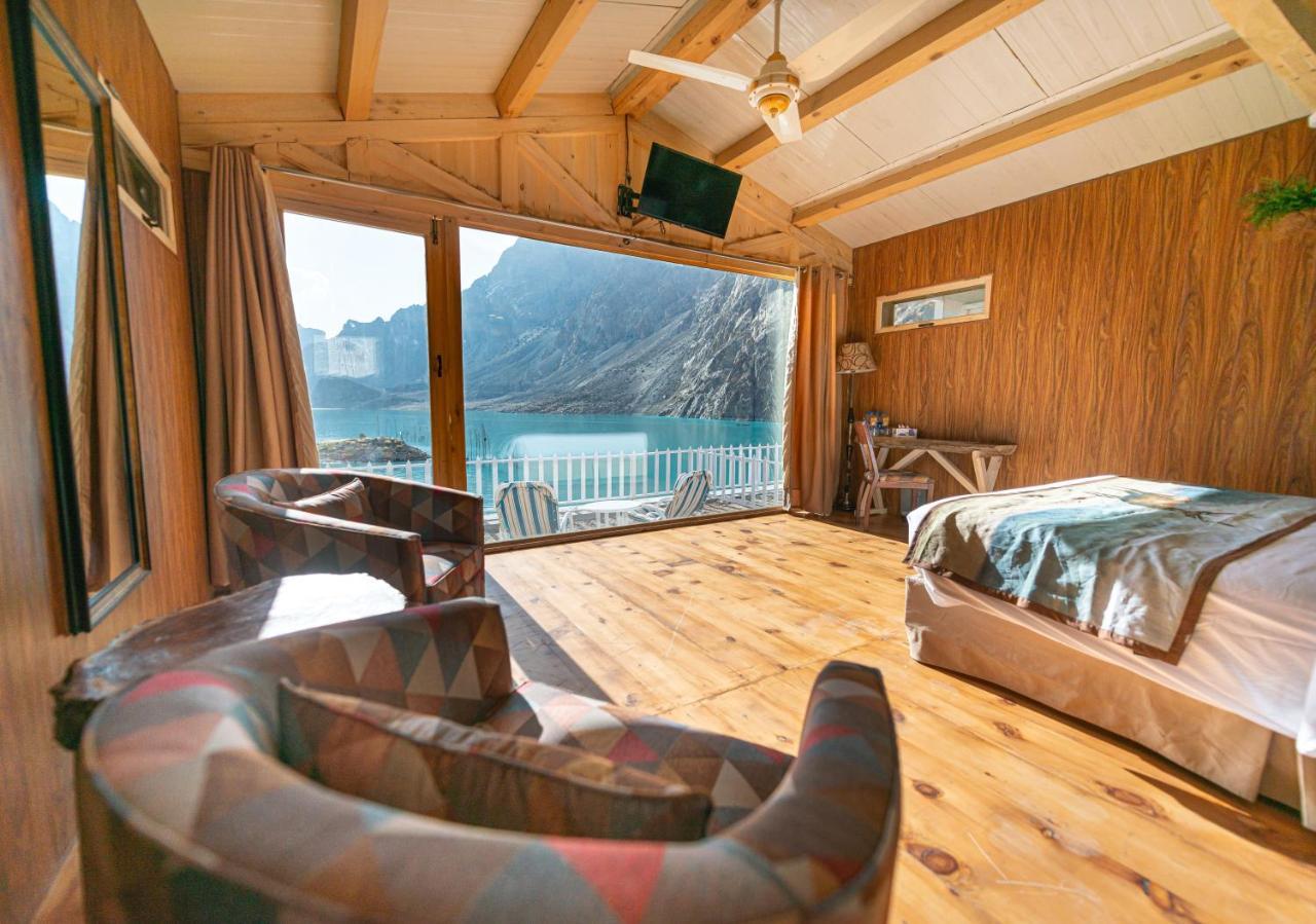 Luxus Hunza Attabad Lake Resort Karimabad  Екстериор снимка