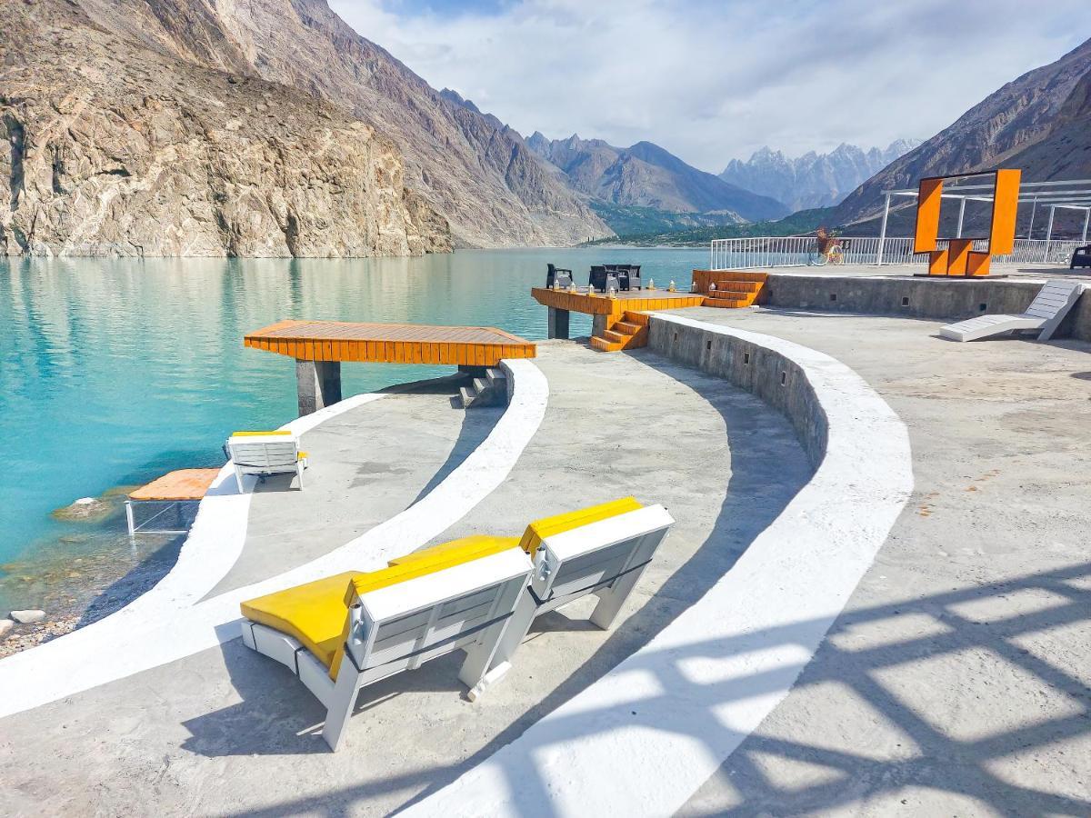 Luxus Hunza Attabad Lake Resort Karimabad  Екстериор снимка