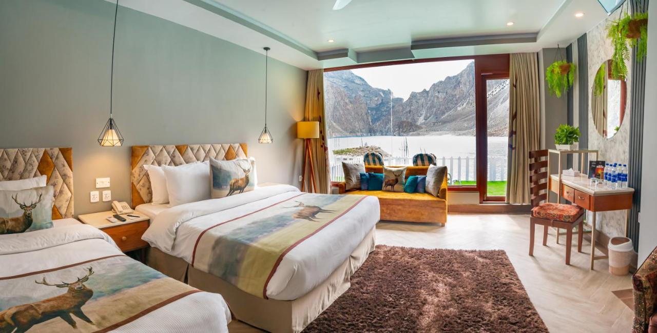 Luxus Hunza Attabad Lake Resort Karimabad  Екстериор снимка