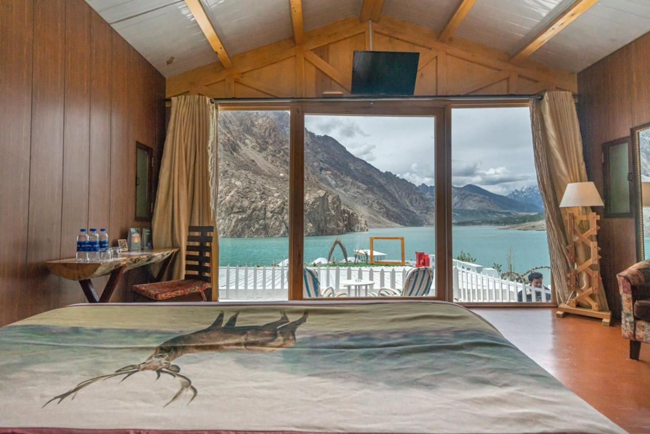 Luxus Hunza Attabad Lake Resort Karimabad  Екстериор снимка