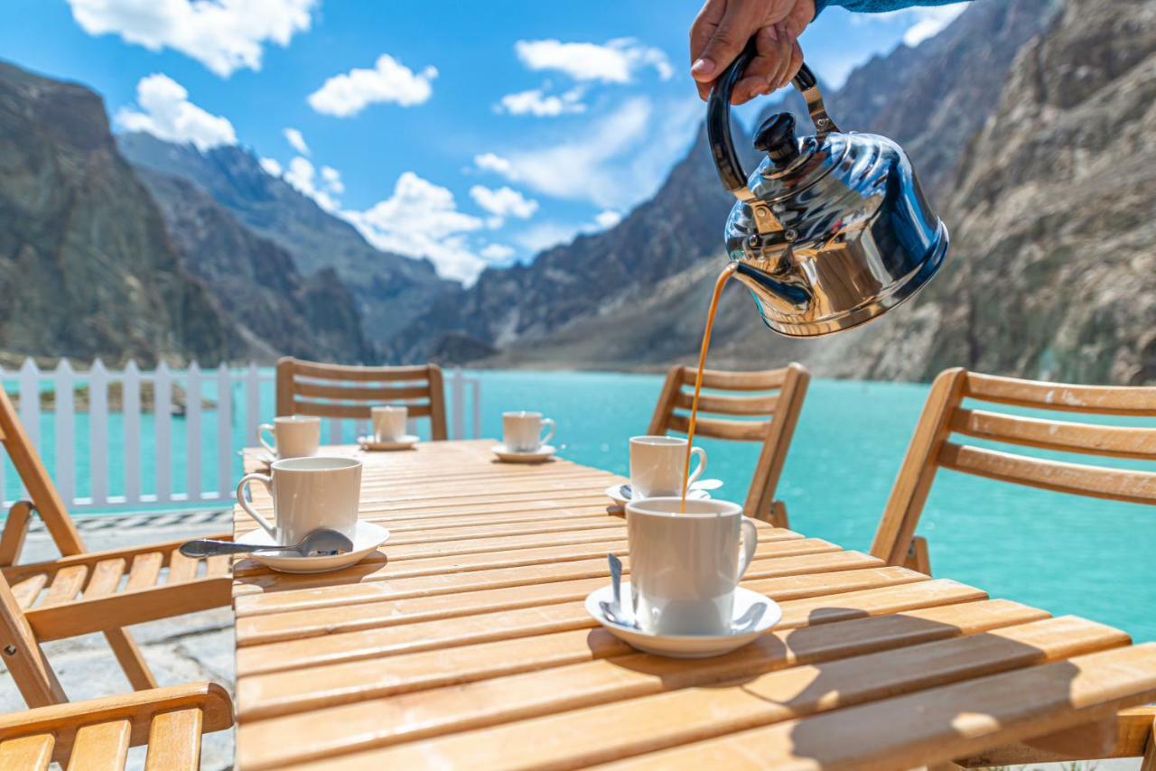 Luxus Hunza Attabad Lake Resort Karimabad  Екстериор снимка